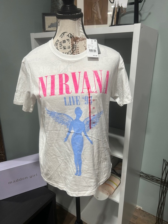 NIRVANA Tops - NIRVANA White Short Sleeve Tee with Pink Logo and Blue Graphic